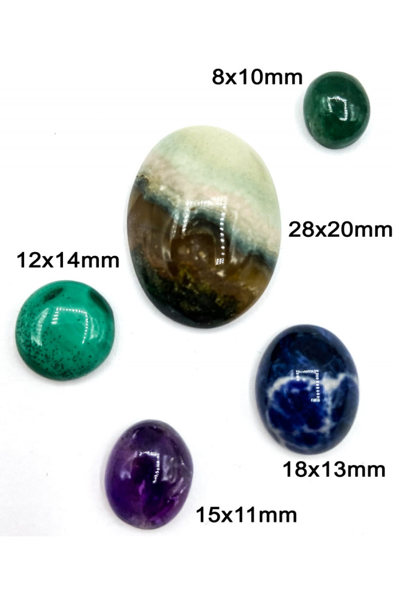 Cabochon gemstones. Mix of 5 different stones.