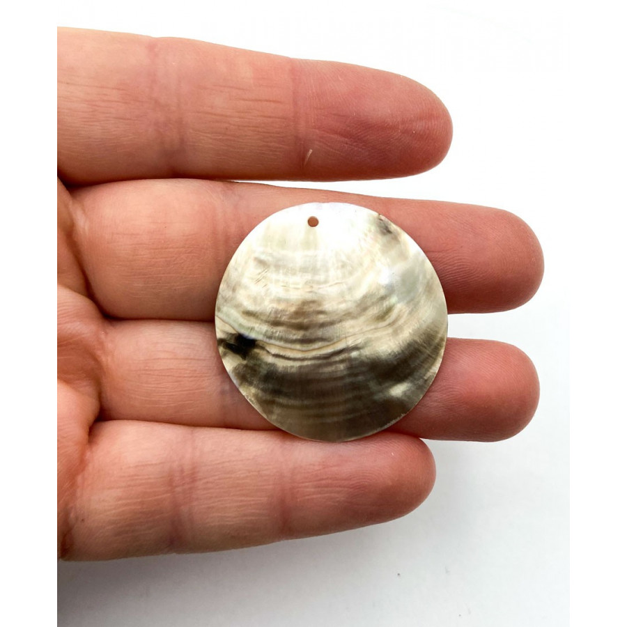 Shell pendant round 32mm